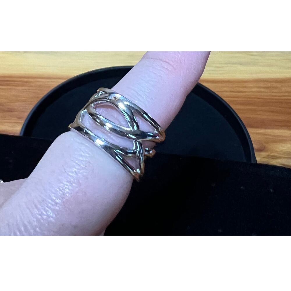 Lia Sophia Silver Tone Criss Cross Celtic Knot Brutalist Chunky Accent Ring 9 - Picture 5 of 7